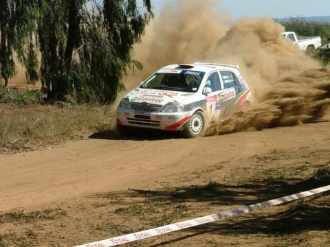 Contestant round the bend